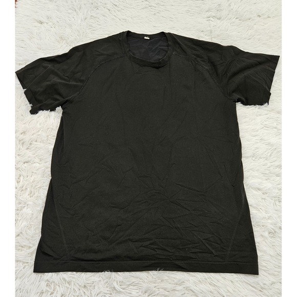 Lululemon Men's Sz M Short Sleeve Metal Vent Tech Crewneck Activewear Shirt - Picture 1 of 7